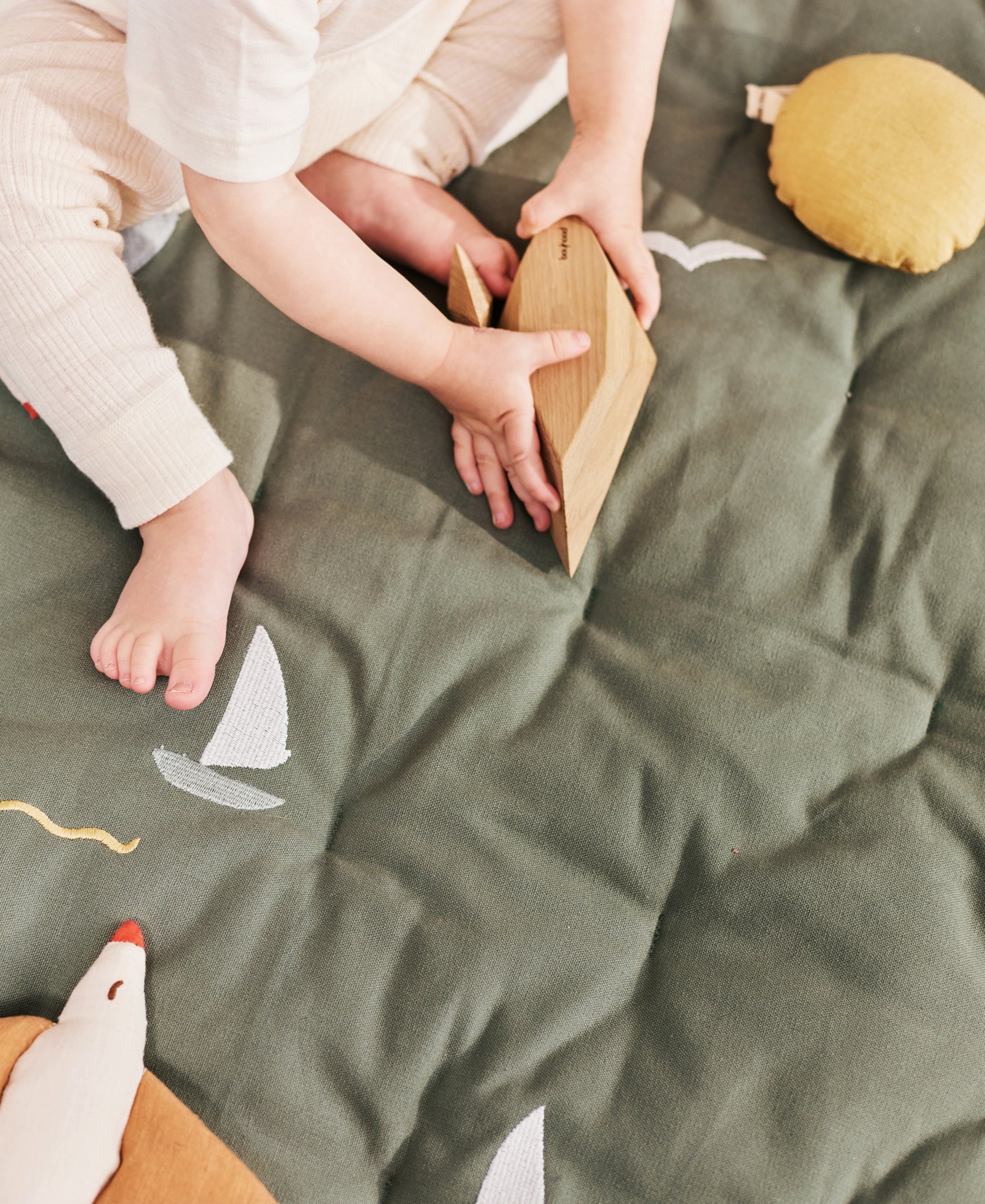 AlixFurniture Tapis d'éveil  Meri, Sailboats