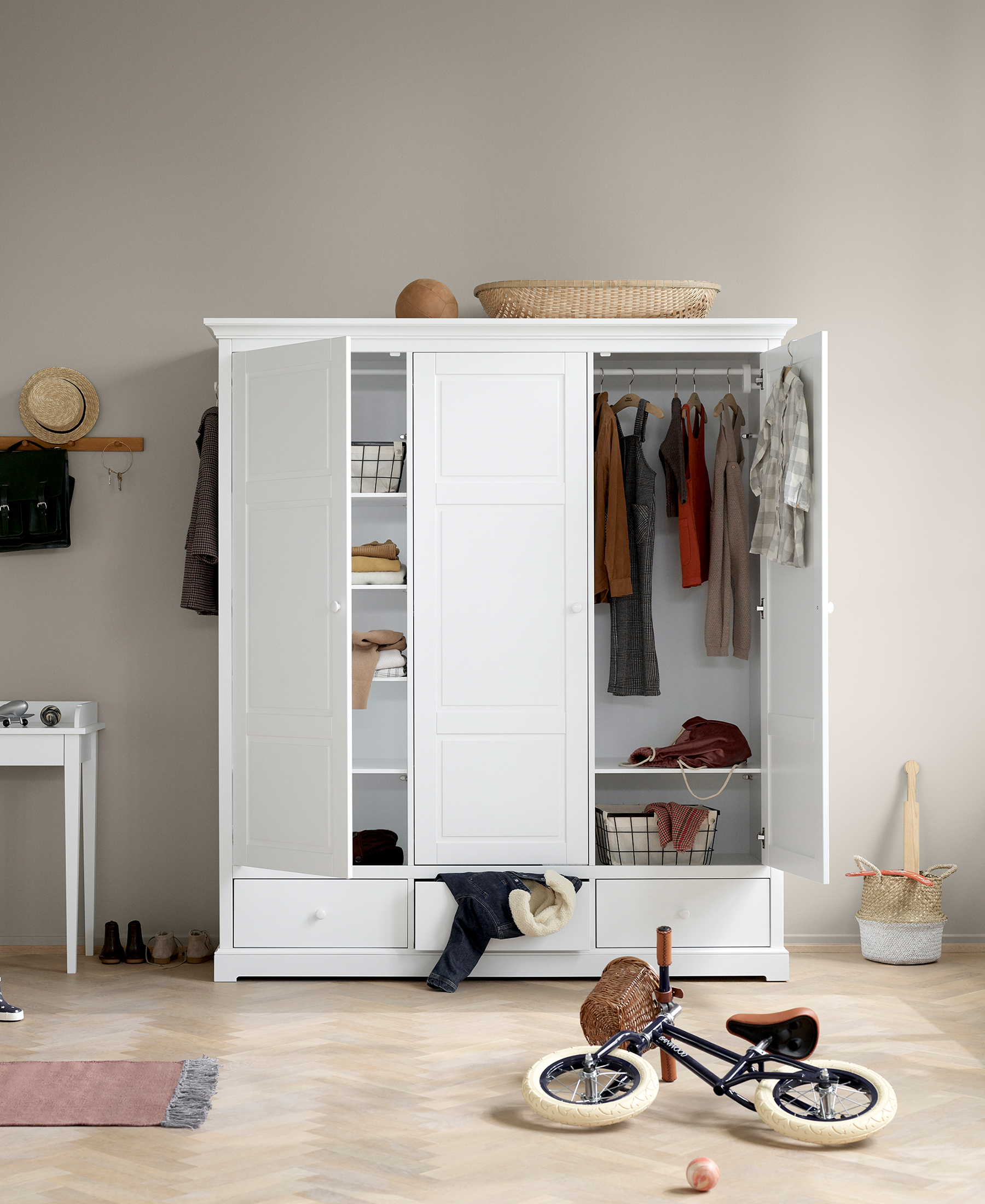 AlixFurniture Armoire 3 portes Seaside