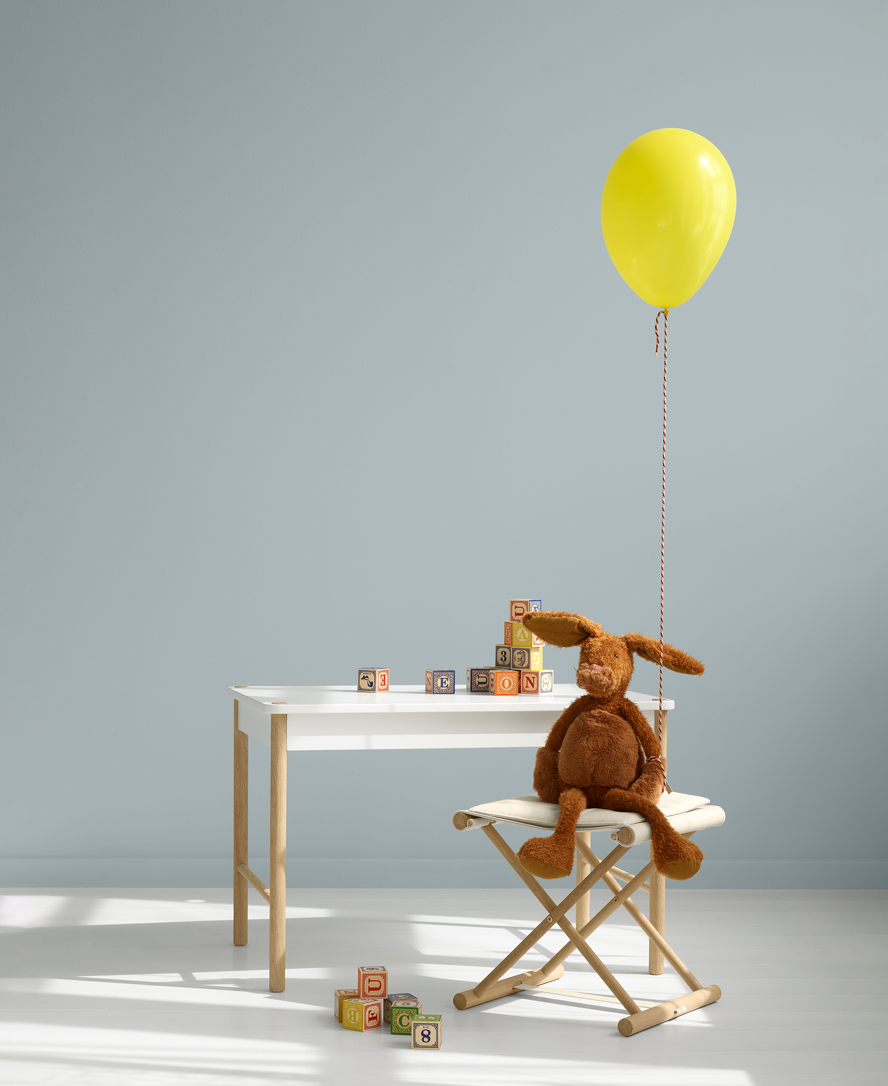 AlixFurniture Tabouret Enfant Camp - Chêne Naturel Non, Design Épuré