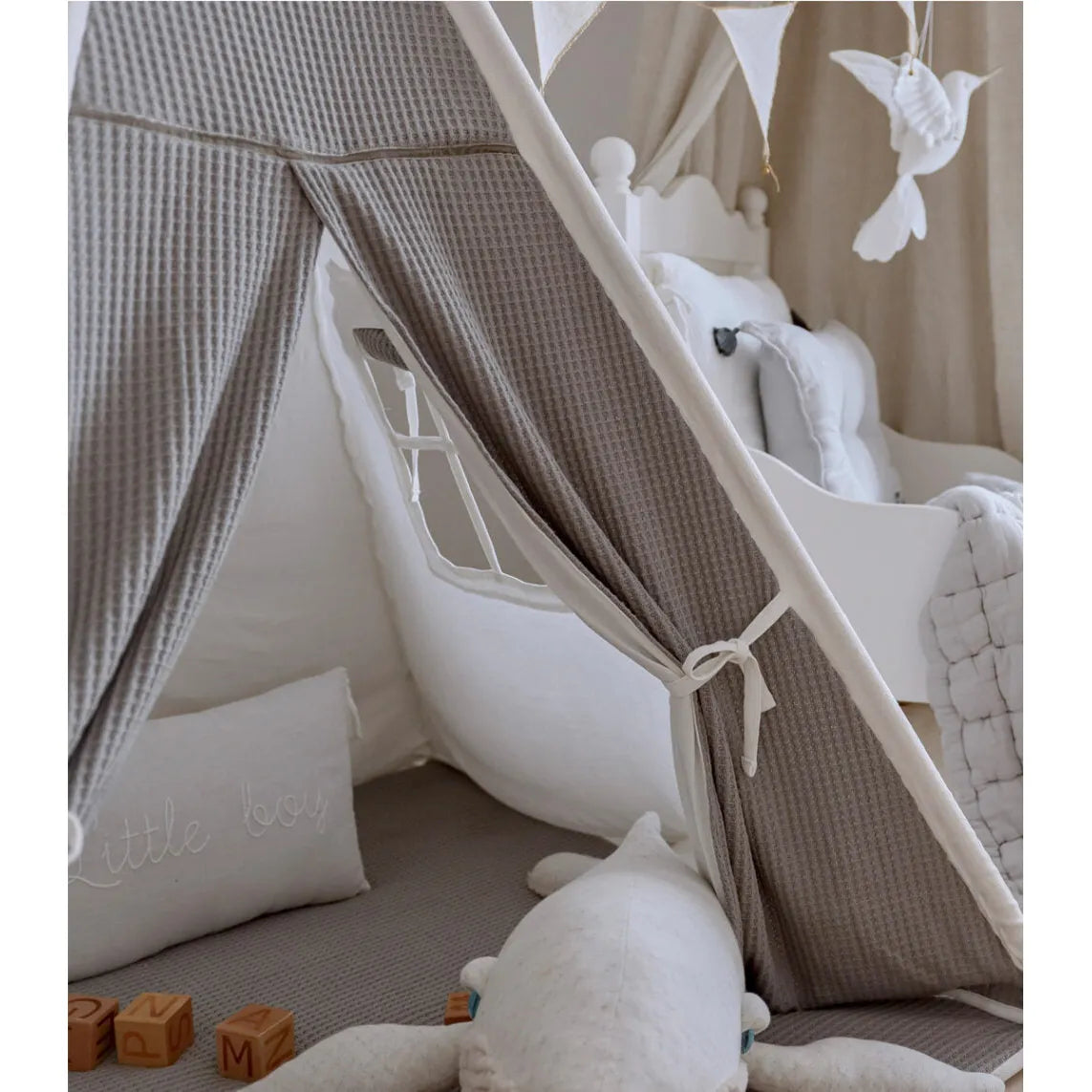 AlixFurniture Tente Tipi Enfant en Matériaux Naturels avec Tapis Confortable