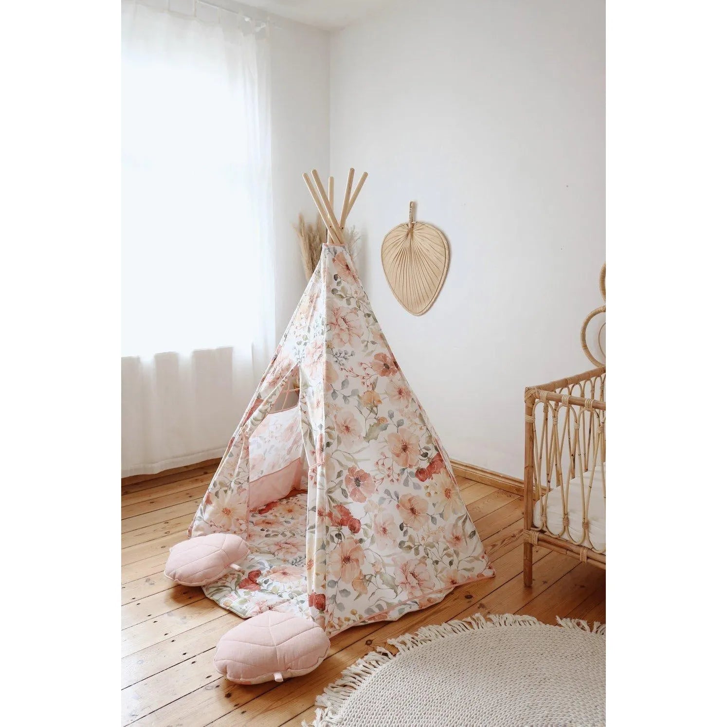 AlixFurniture Teepee stan s podložkou - Kvetinová sila - Moi Mili