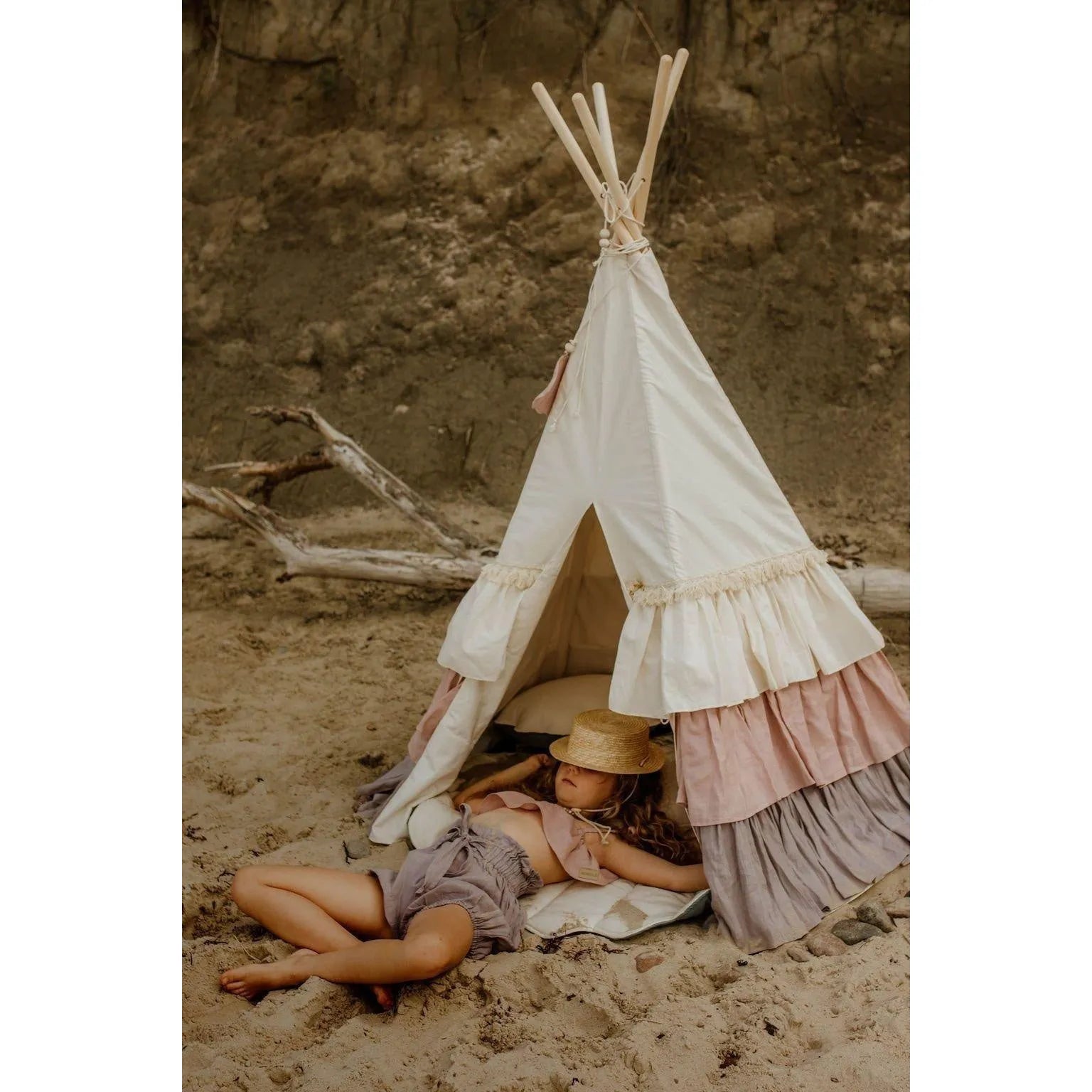 AlixFurniture Tipi Enfant à Volants avec Tapis Matelassé